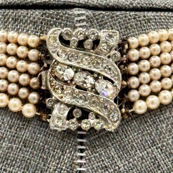 Vintage set of pearls, with Silvertone and rhinestone clasp - Picture 3 of 8